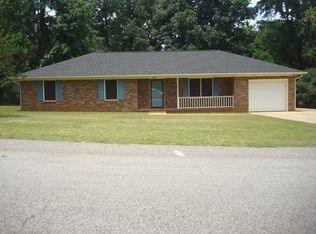 5920 Lost Creek Dr, Sumter, SC 29154