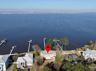 4528 Bayside Dr, Milton, FL 32583