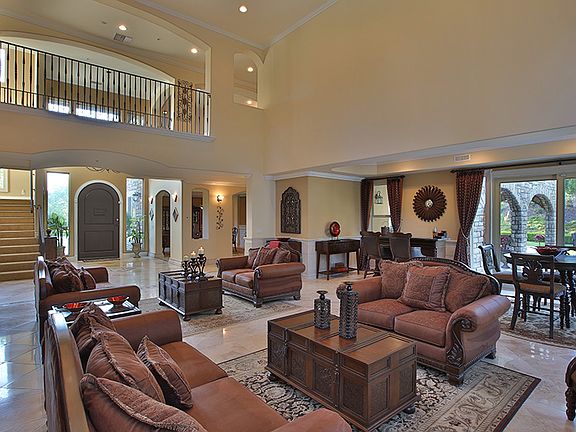 5th image of 25015 Abercrombie Ln