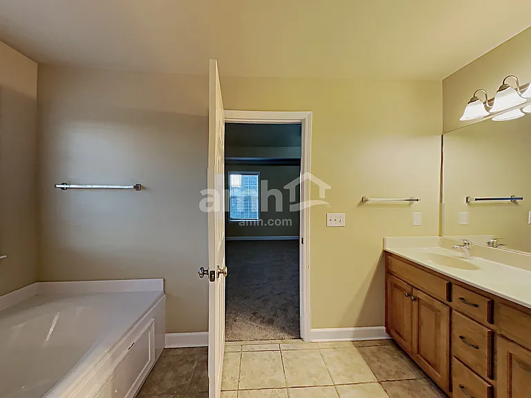 2091 Lequire Ln — Photo 14