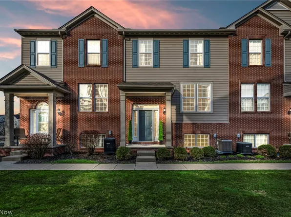 423 Turner Dr, Copley, OH 44321