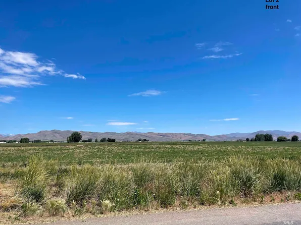 18 E Griffin Loop Lot 2, Carey, ID 83320