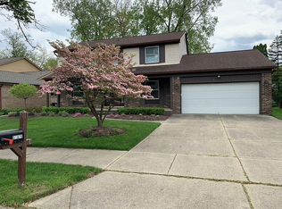31079 Mayville St, Livonia, MI 48152