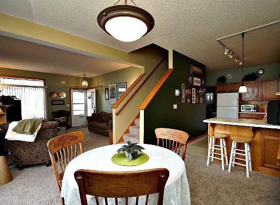 2nd image of 2038 Parkway Ave