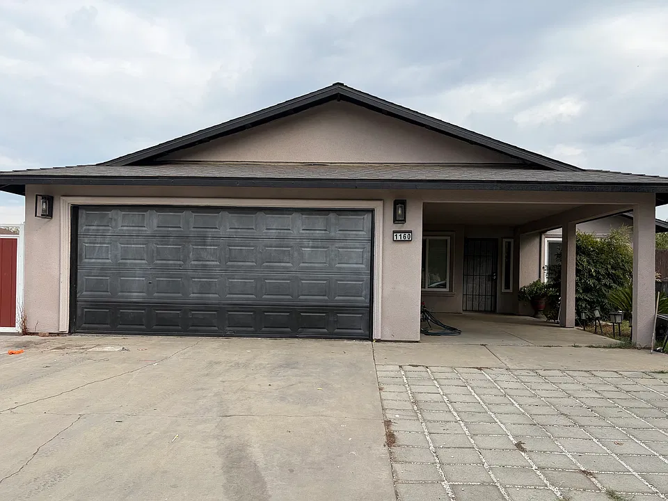 1160 S Vetter Dr