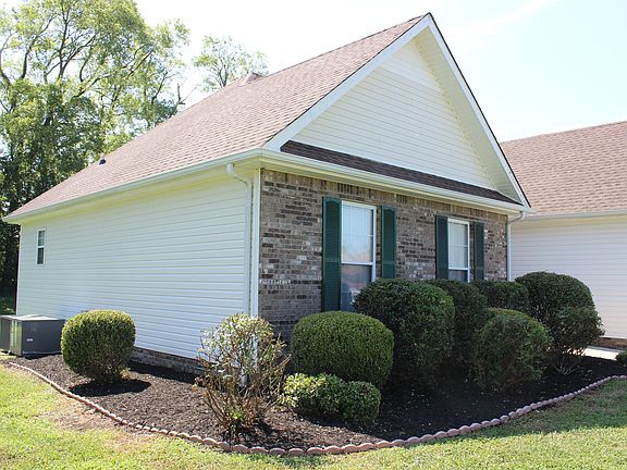 2nd image of 3880 Benjamin Dr
