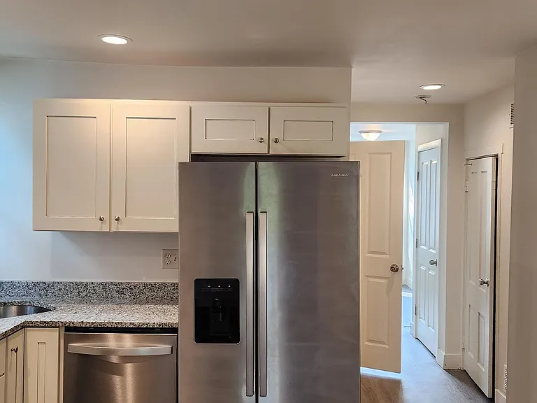133 Alice Ann St — Photo 3