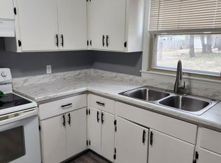 611 W Elm St, Junction City, KS 66441
