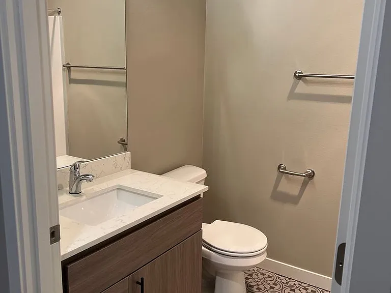 Eagle Pointe Apartments- Resort-Style Living in Albany — Photo 84