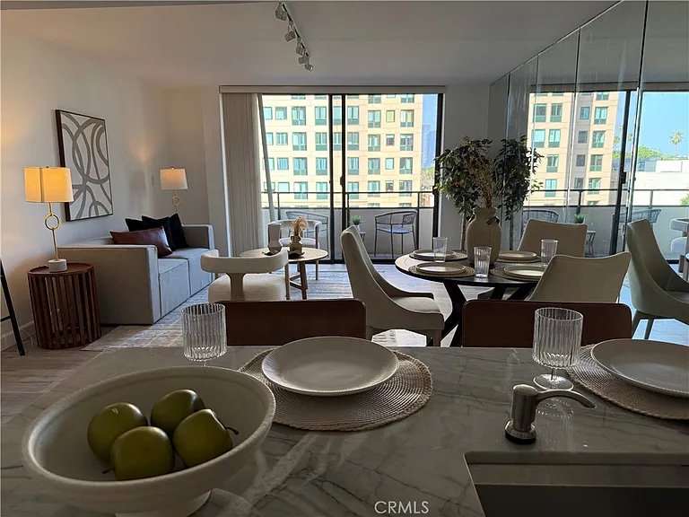 10535 Wilshire Blvd #612 — Photo 6