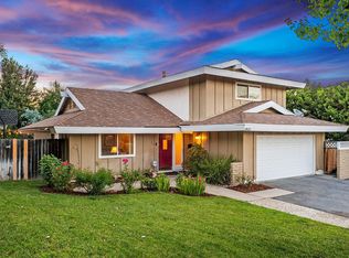 3885 Northland St, Thousand Oaks, CA 91320