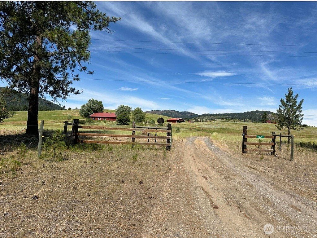 1st image of 1239 Kewa Meteor Road