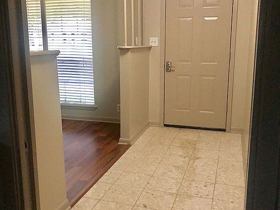 Entry adjacent to Formal Liv