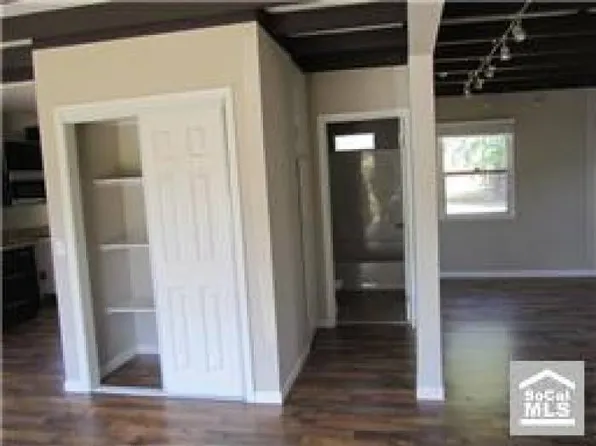 1585 Redlands Pl, Costa Mesa, CA 92627