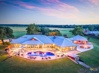 871 Chimney Valley Rd, Blanco, TX 78606