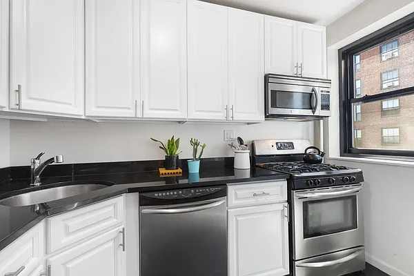 Sold by Corcoran | media 5