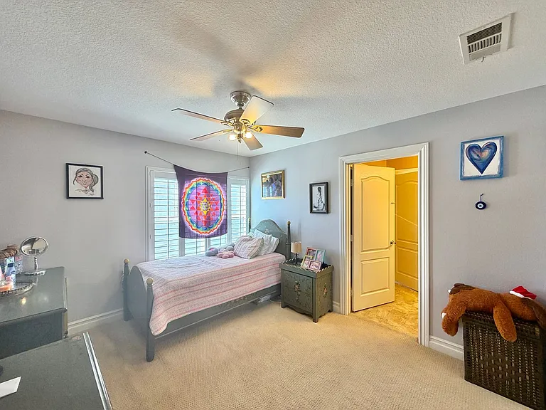 26187 Isherwood St — Photo 26