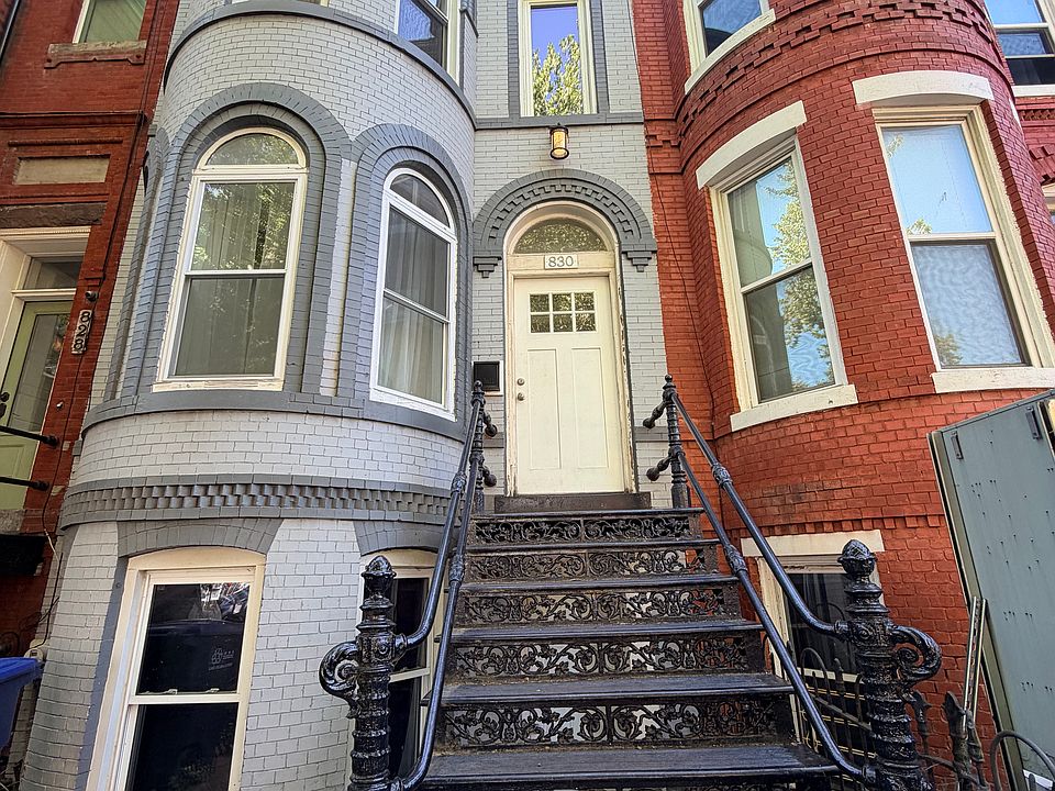 830 7th St NW