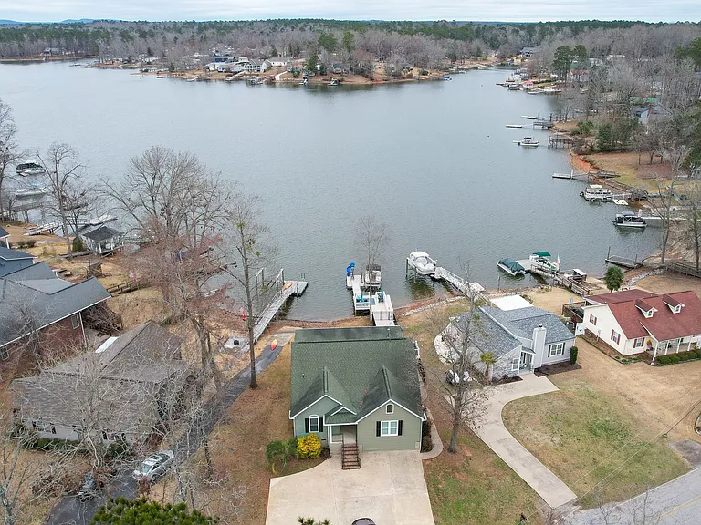 215 Mariners Pointe Rd — Photo 5