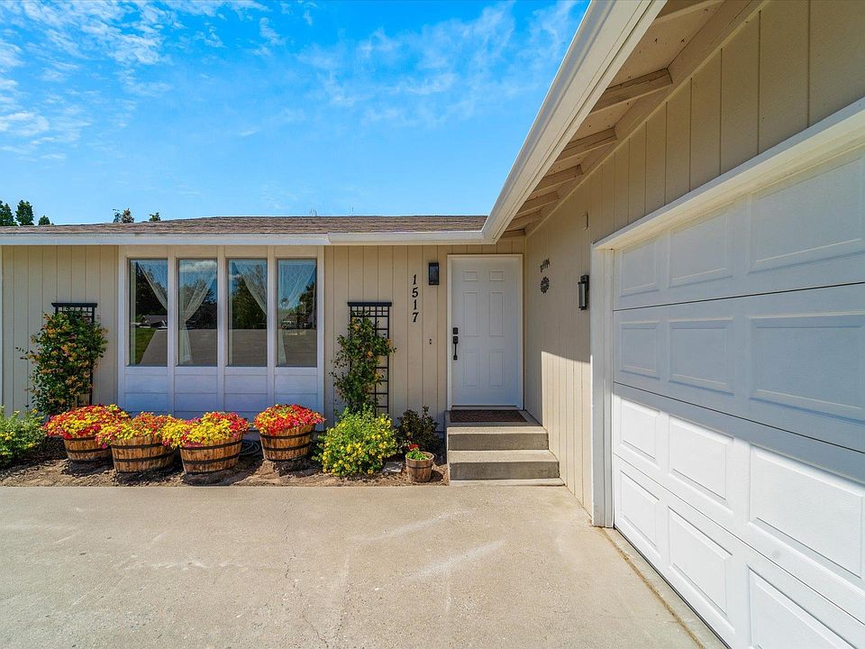 1st image of 1517 Naches Ave