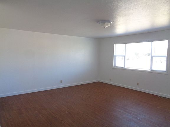 4th image of 1068 Wiloma Dr #1