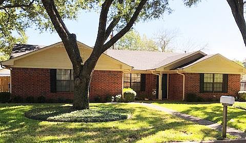1st image of 729 Southwood Dr