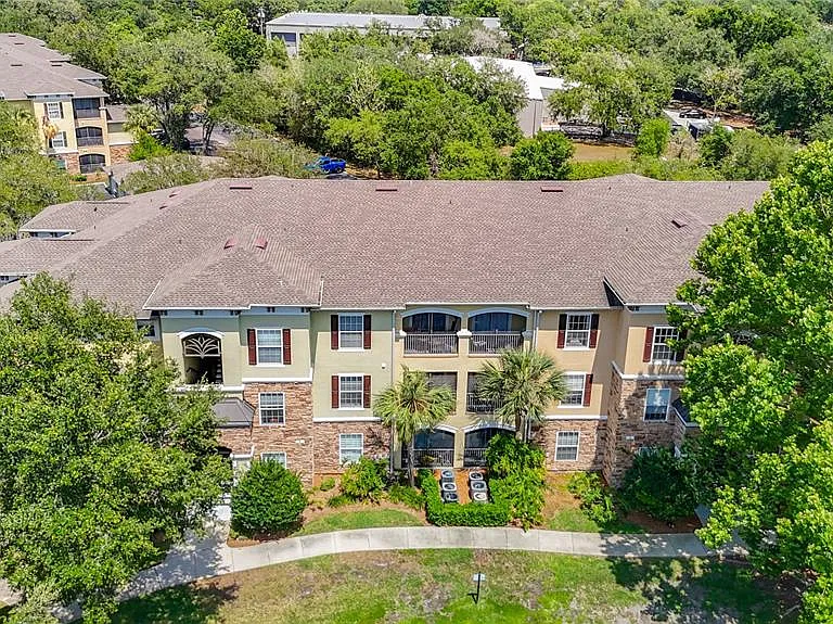 10201 Courtney Palms Blvd #203 — Photo 43