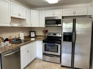 480 Burgundy Ave #J, Delray Beach, FL 33484