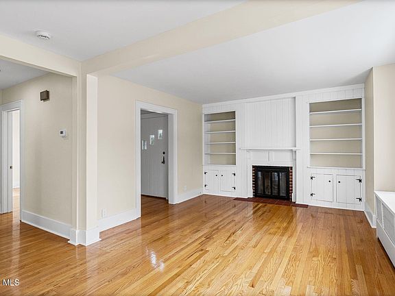 2nd image of 7 Westlane Road