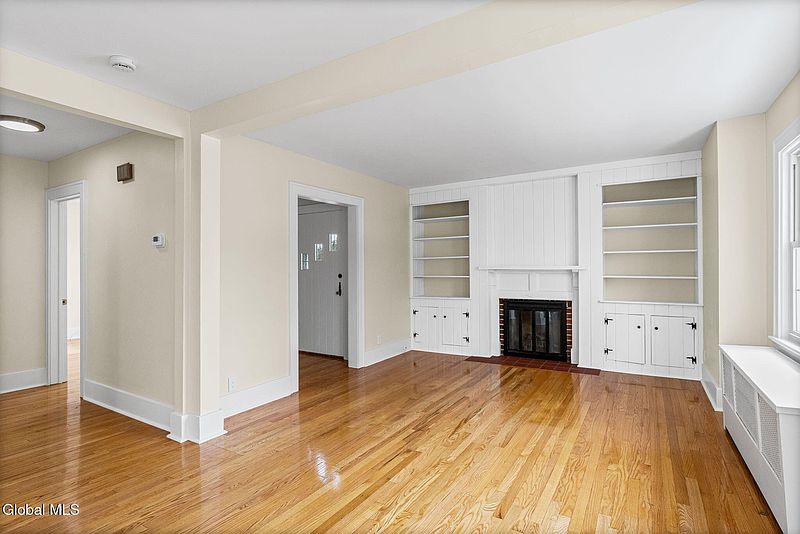 2nd image of 7 Westlane Road
