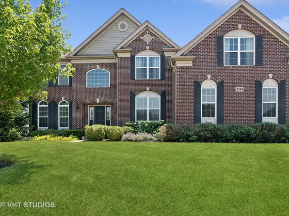 3585 Tournament Dr, Elgin, IL 60123