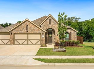208 Northern Star Ct, Argyle, TX 75068