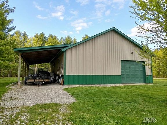 2nd image of 2735 Sugar River Rd