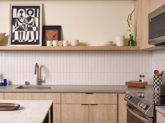 3rd image of 39 Bruton St #101