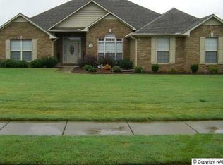 16676 Bellewood Dr, Athens, AL 35613