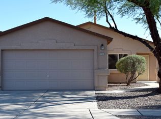 9462 E Burnett St, Tucson, AZ 85730