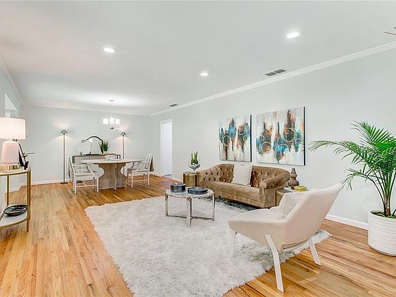 4th image of 4410 Briar Creek Ln