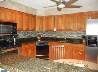 121 Wagonwheel Ct, Marlton, NJ 08053