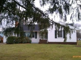 315 N Chestnut St, Belle Plaine, MN 56011