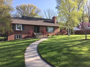 1821 15th St, Peru, IL 61354