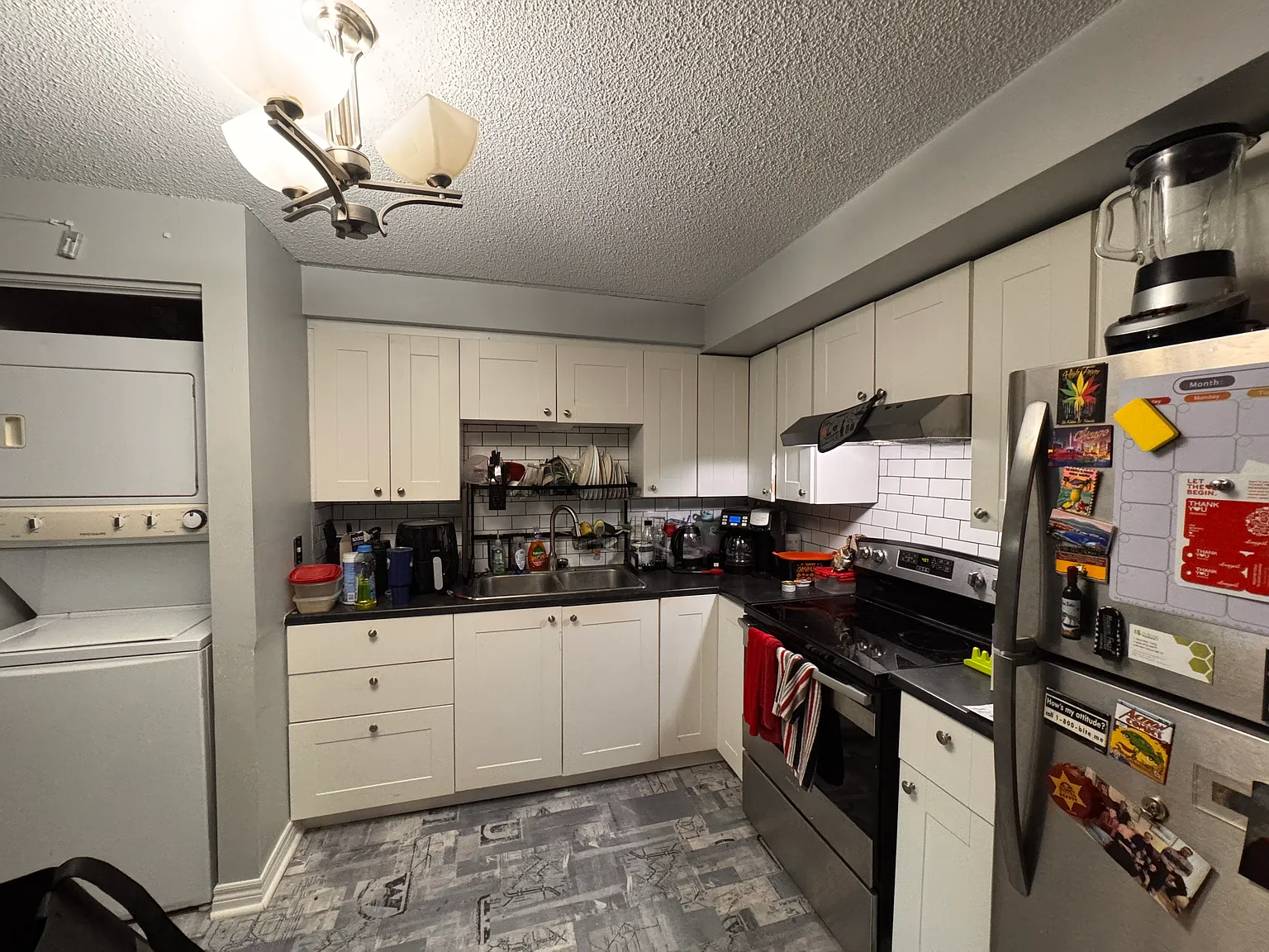 266 Overlea Dr — Photo 2