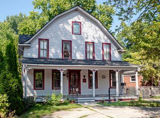 194 Moross Rd, Grosse Pointe Farms, MI 48236