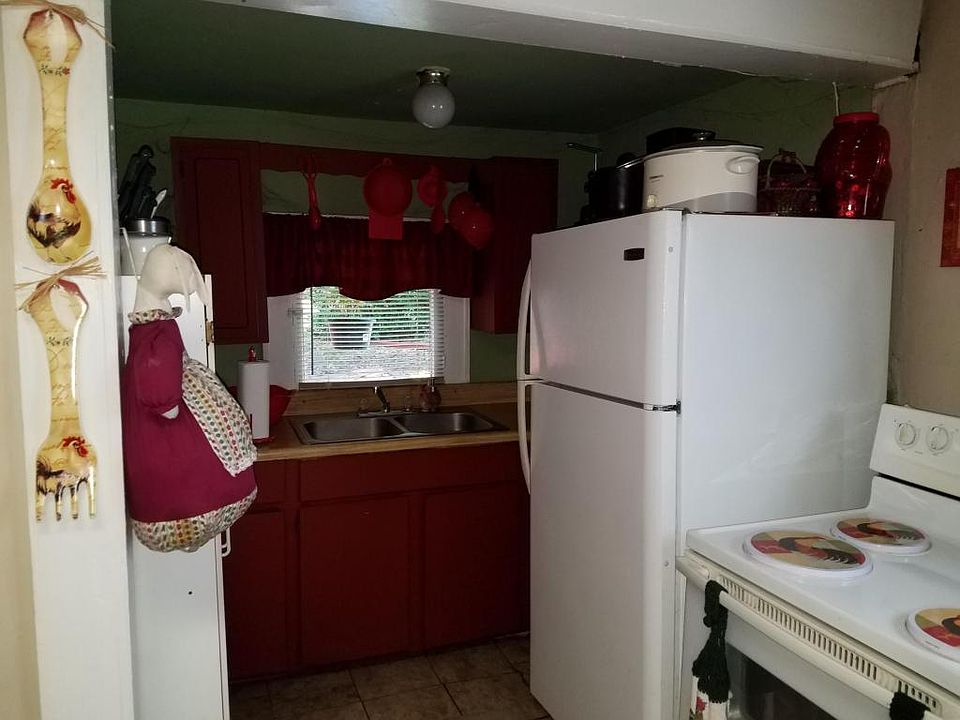 2nd image of 117 Highland Rd