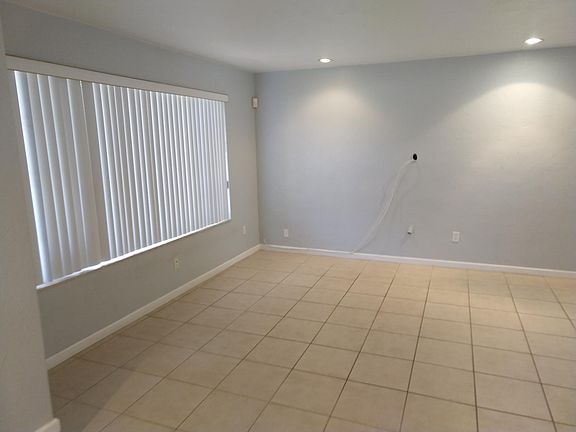 4th image of 9202 SW 73rd Avenue Ct
