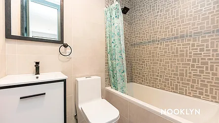 Rented by PREMIUM US INC