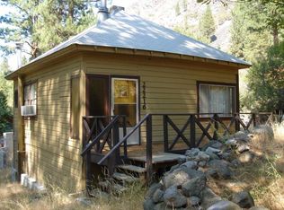 22216 Cedar St, Floriston, CA 96111