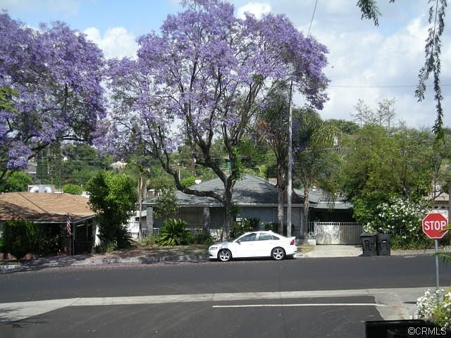 1st image of 2344 S Isabella Ave