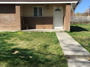 512 SW 3rd St, Madras, OR 97741