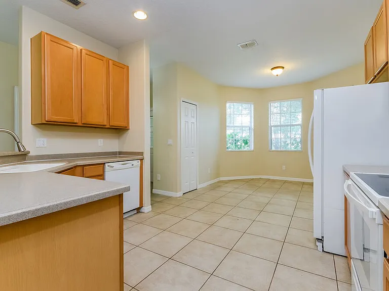 5516 Cape Hatteras Dr — Photo 7