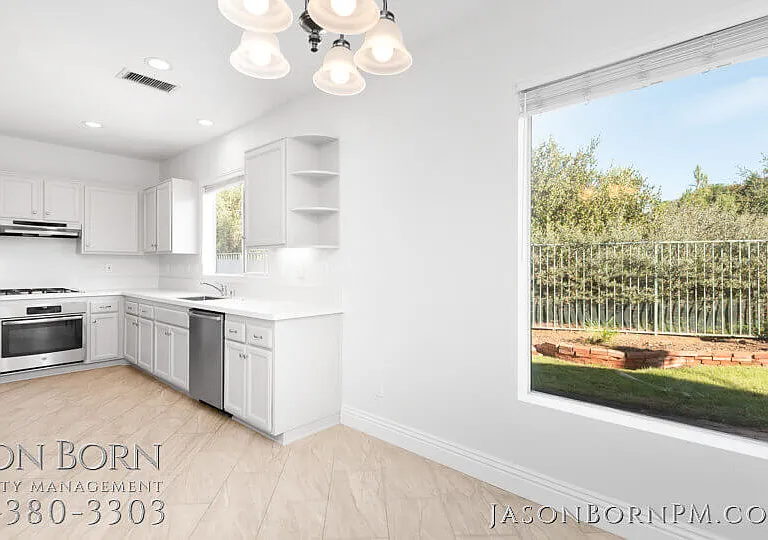 5466 Avignon Ct #1 — Photo 3